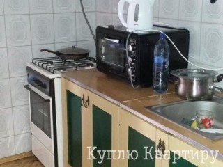 Продаж квартири вул. Широка