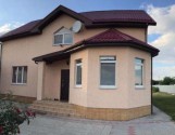 Продам уютный 2 эт. дом в п.Гатном,  Киево-Святошинского р-на!