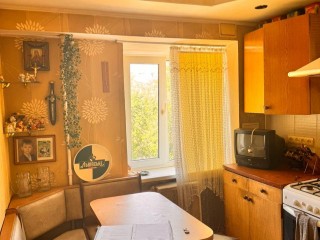 Продаж 1-кімнатної квартири 32.4 м² Подільський р-н